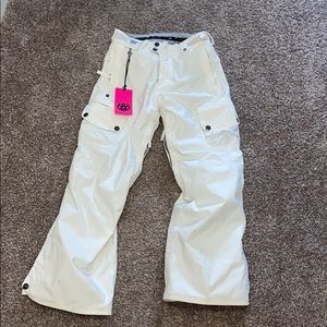 686 white women’s snow pants